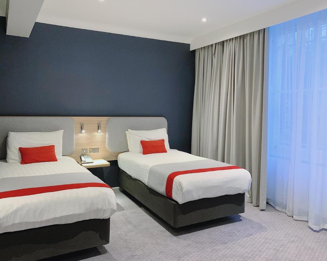 Holiday Inn Express London Victoria By Ihg Exterior foto