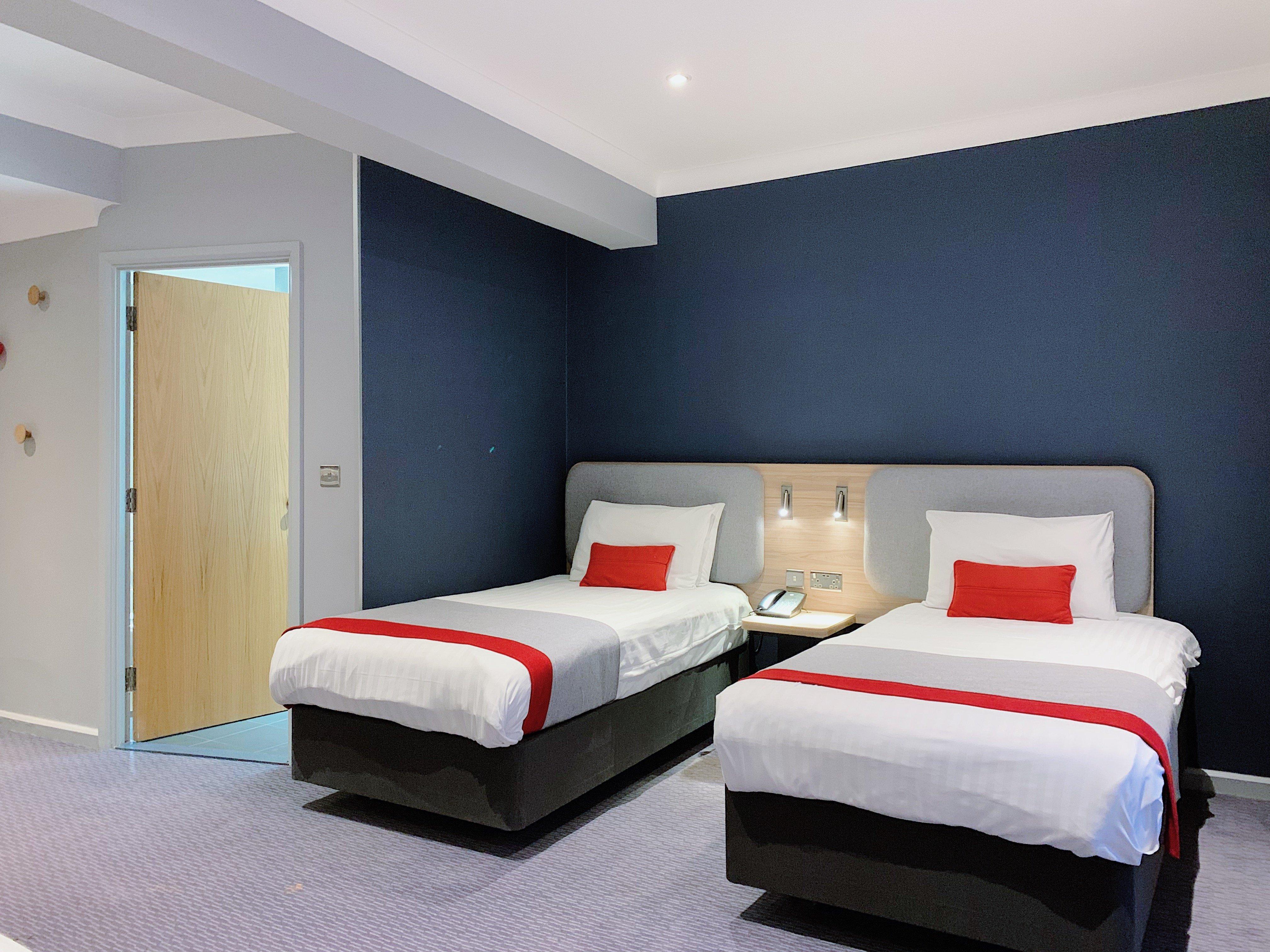 Holiday Inn Express London Victoria By Ihg Exterior foto