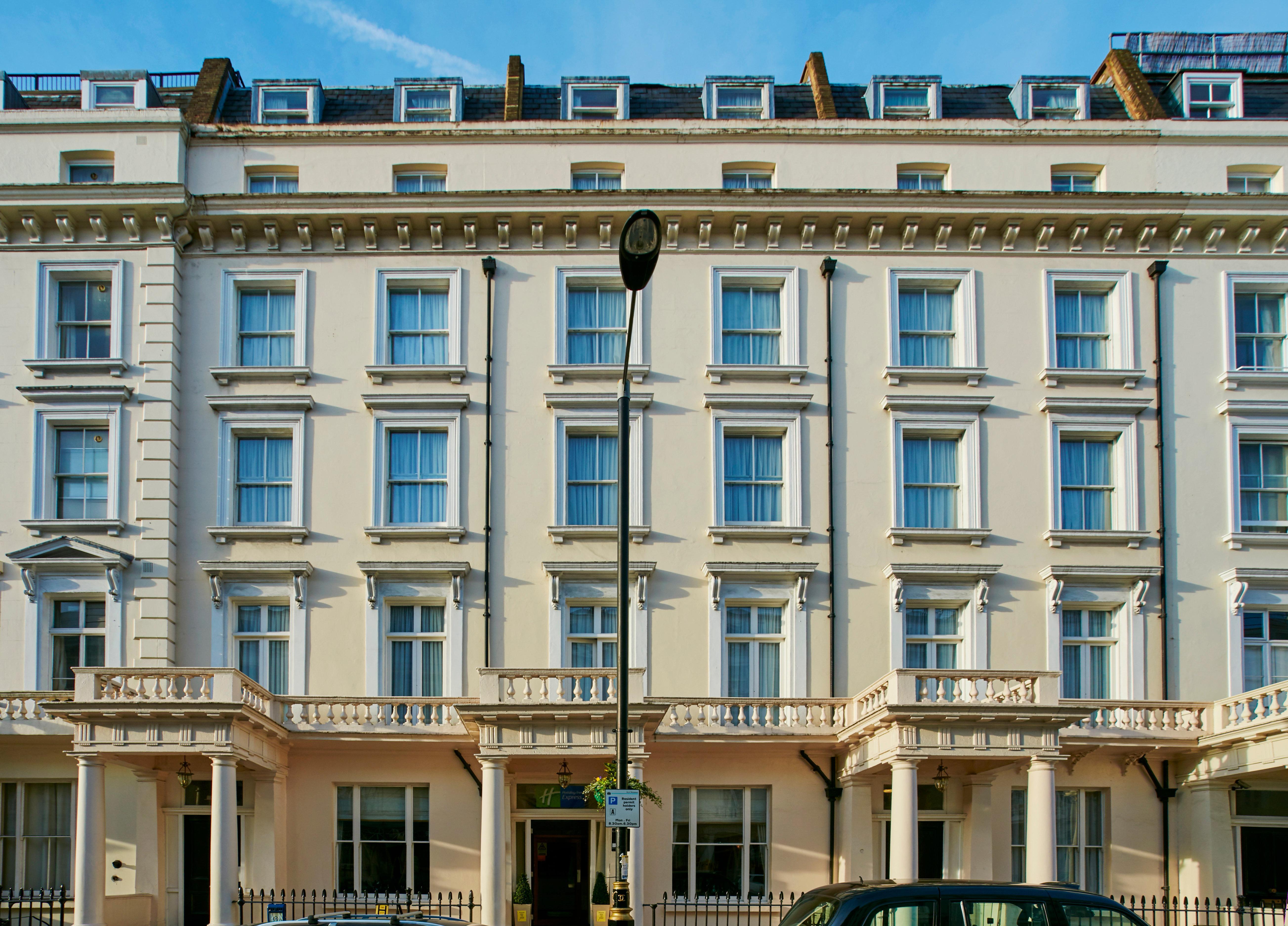 Holiday Inn Express London Victoria By Ihg Exterior foto