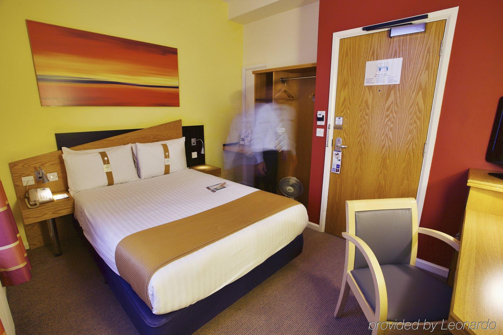 Holiday Inn Express London Victoria By Ihg Exterior foto