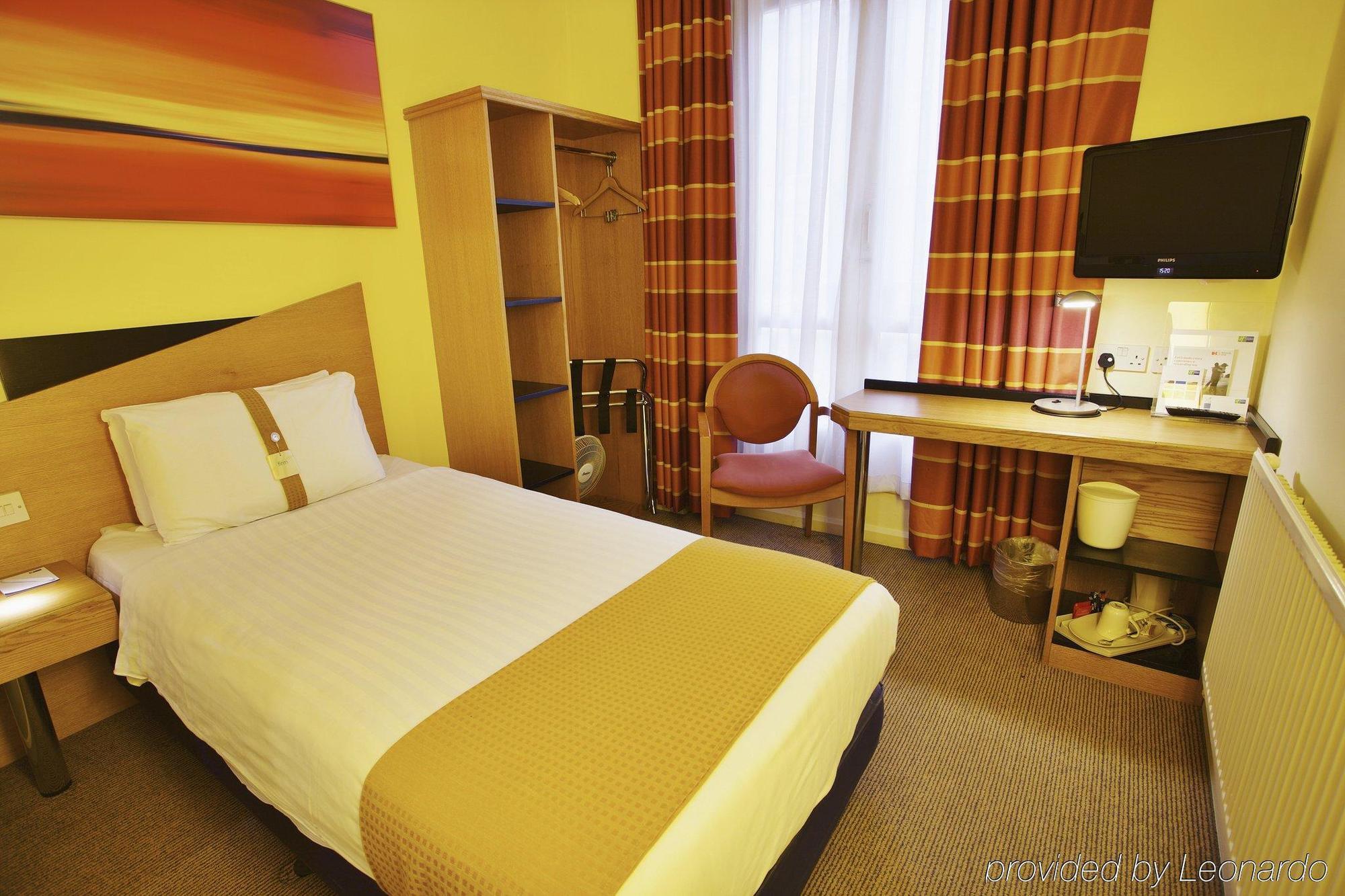 Holiday Inn Express London Victoria By Ihg Exterior foto