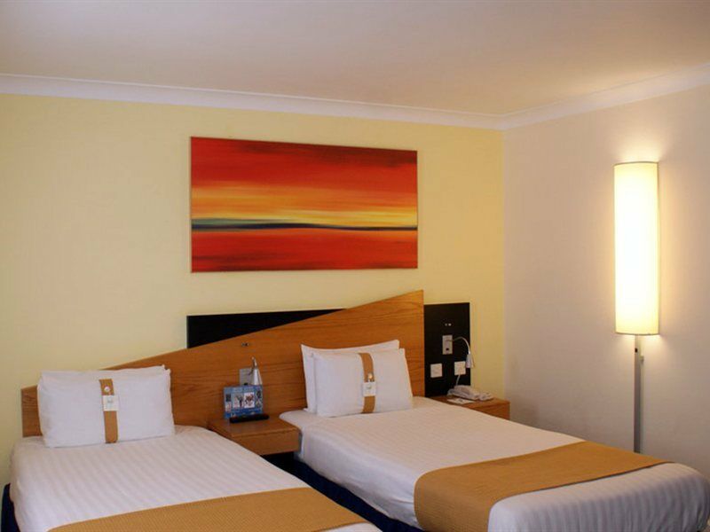 Holiday Inn Express London Victoria By Ihg Exterior foto
